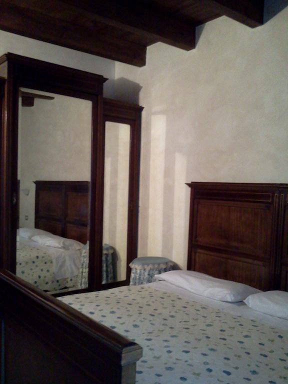 Spino d'Adda Agriturismo Cascina Gilli חדר תמונה